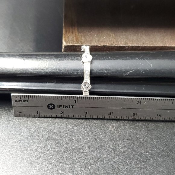 Size 9 Sterling Silver Clear Hearts Cubic Zirconia Ring - Picture 6 of 7